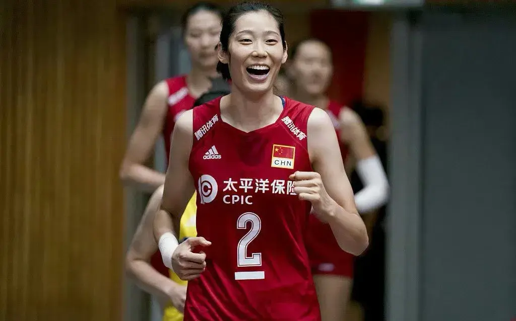 智云理财 李盈莹入选两次，比肩朱婷，中国女排三人被提及，一人没想到